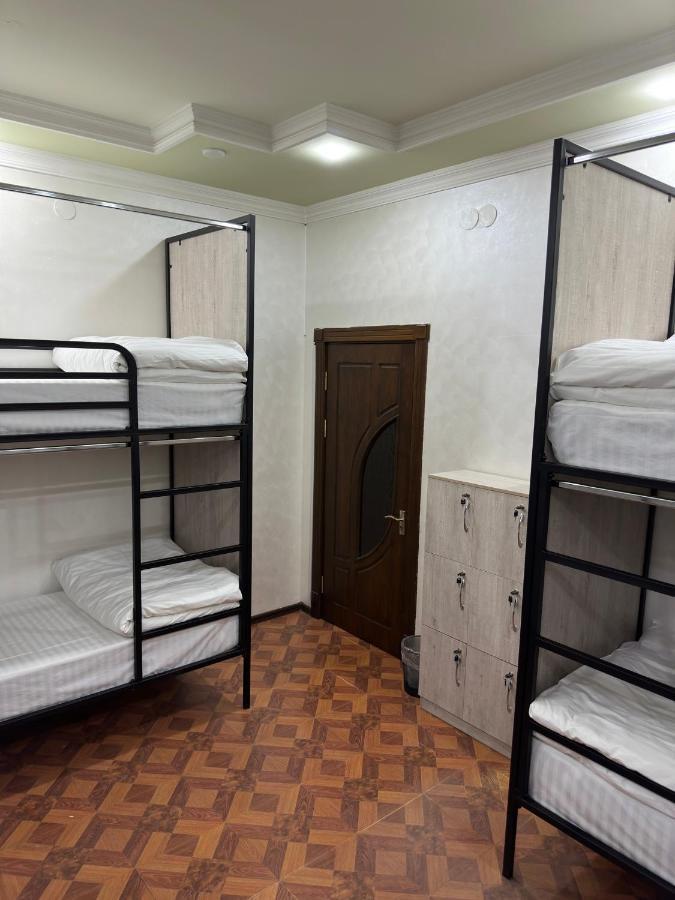 Palm Hostel Tasjkent Eksteriør bilde